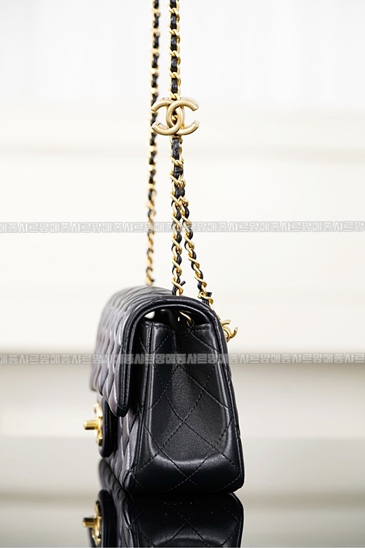 샤넬클래식큰미니쁘띠삭플랩백  20260208-103658-016루.jpg