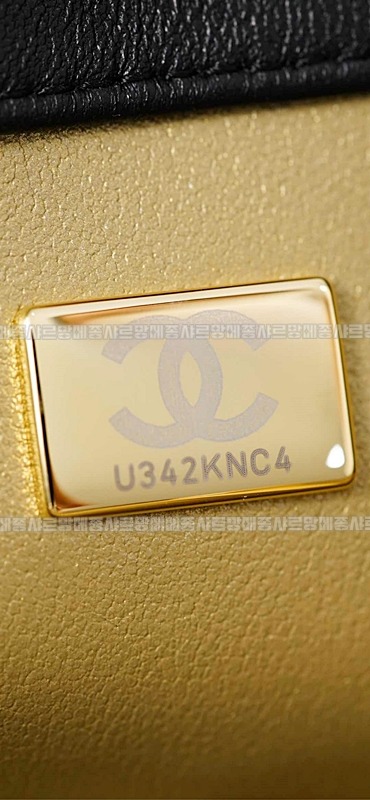 샤넬클래식큰미니쁘띠삭플랩백  20260208-103701-035루.jpg