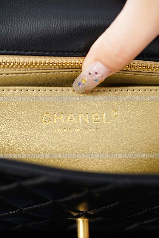 샤넬클래식큰미니쁘띠삭플랩백  20260208-103701-039루.jpg