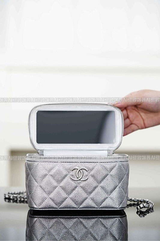 샤넬25B코스메틱케이스  20260208-104639-016루.jpg