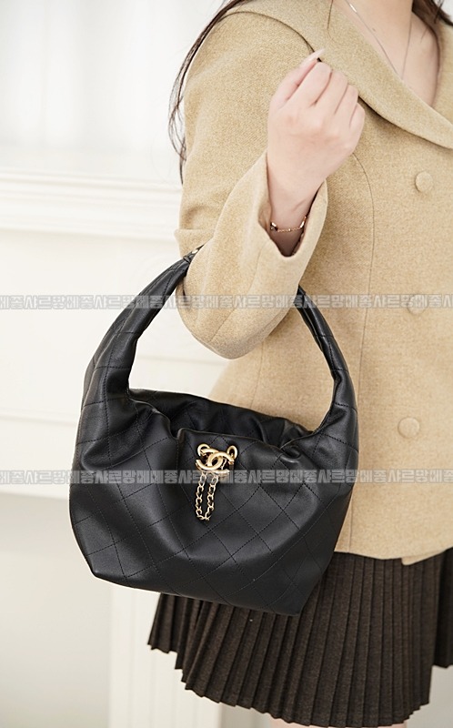 샤넬26C드로스트링호보백  20260208-105650-005루.jpg