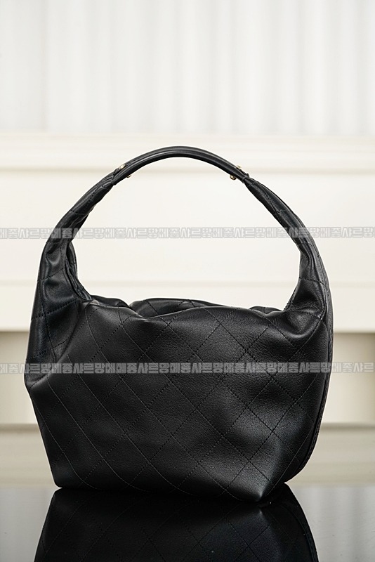 샤넬26C드로스트링호보백  20260208-105651-008루.jpg