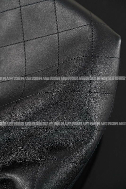 샤넬26C드로스트링호보백  20260208-105652-016루.jpg