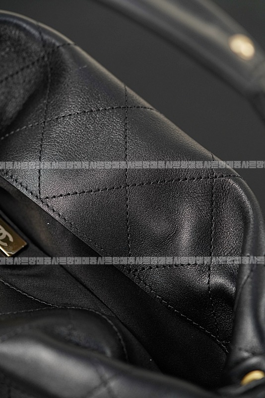 샤넬26C드로스트링호보백  20260208-105653-025루.jpg