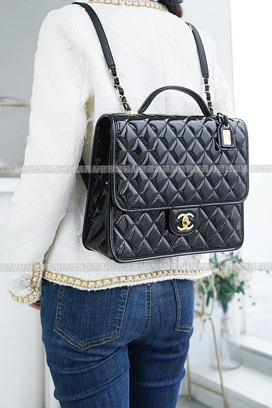 샤넬22K페이전트스쿨메모리백팩  20260208-134043-004루.jpg