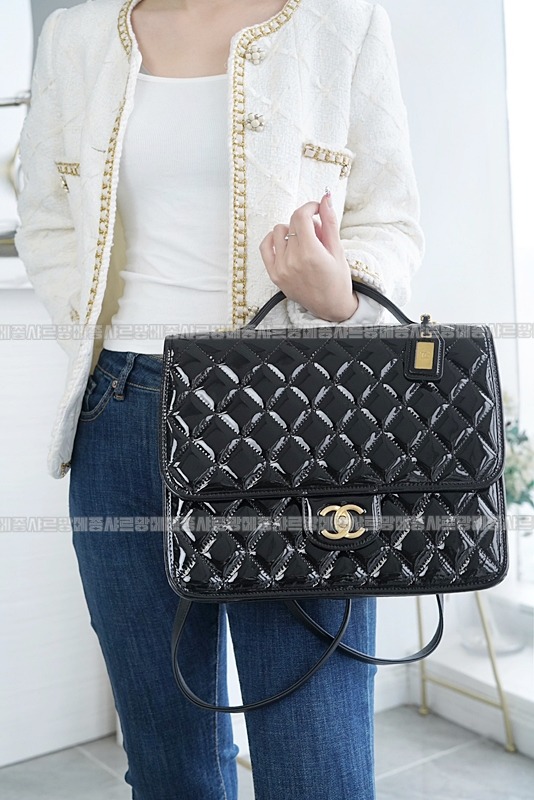 샤넬22K페이전트스쿨메모리백팩  20260208-134043-007루.jpg