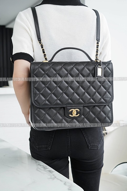 샤넬22K페이전트스쿨메모리백팩  20260208-134045-019루.jpg