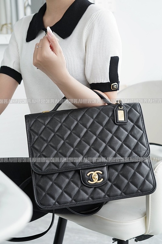 샤넬22K페이전트스쿨메모리백팩  20260208-134045-021루.jpg