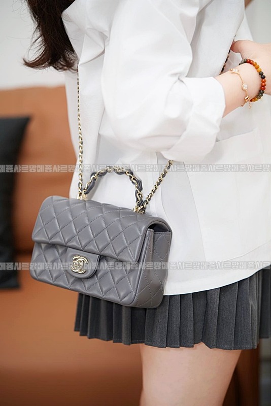 샤넬탑핸들미니랙탱귤러프랩백  20260208-135554-004루.jpg