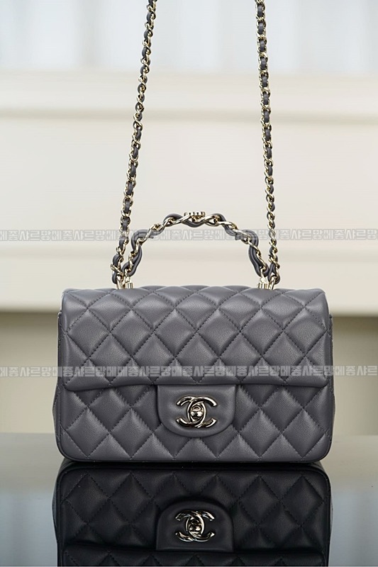 샤넬탑핸들미니랙탱귤러프랩백  20260208-135555-010루.jpg