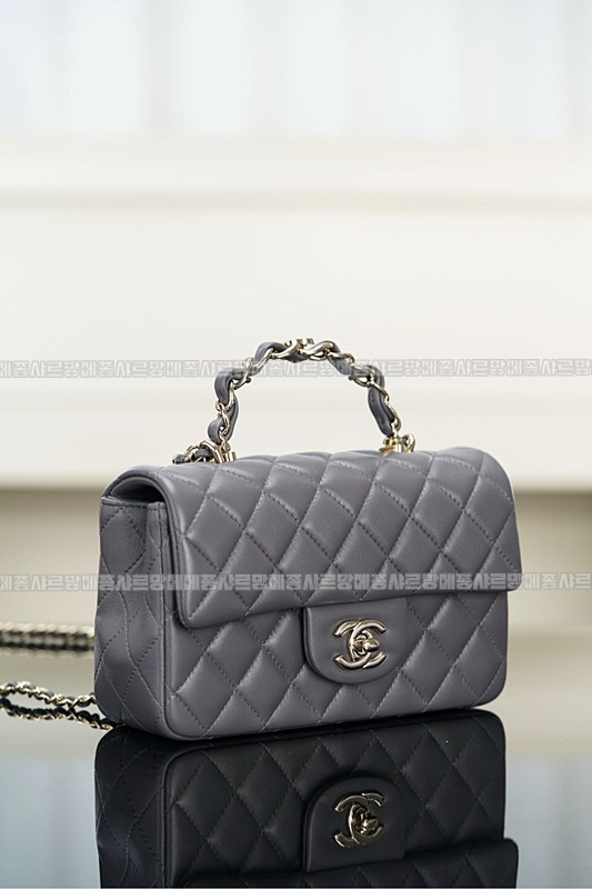 샤넬탑핸들미니랙탱귤러프랩백  20260208-135556-014루.jpg