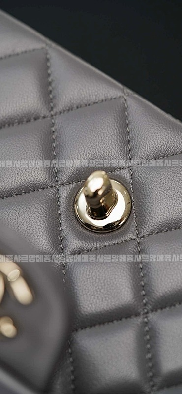 샤넬탑핸들미니랙탱귤러프랩백  20260208-135556-020루.jpg