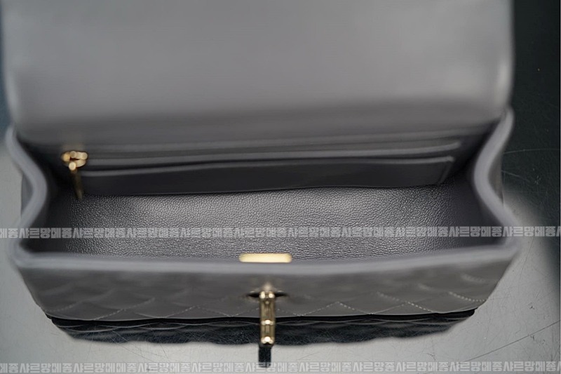 샤넬탑핸들미니랙탱귤러프랩백  20260208-135559-037루.jpg