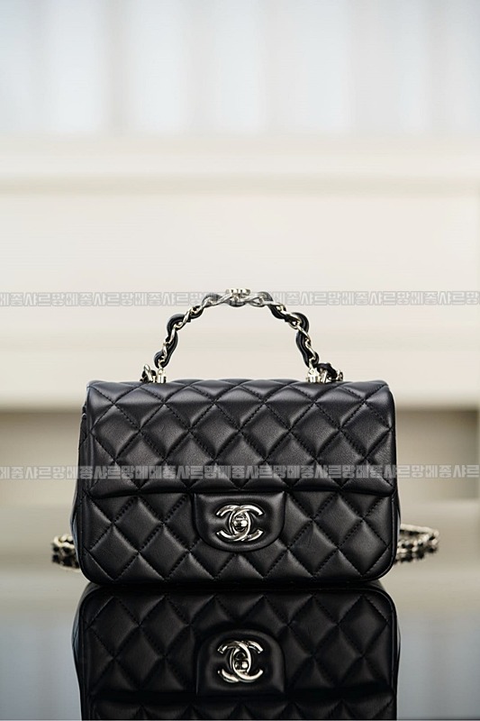 샤넬탑핸들미니랙탱귤러프랩백  20260208-140318-010루.jpg