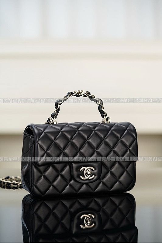 샤넬탑핸들미니랙탱귤러프랩백  20260208-140319-012루.jpg