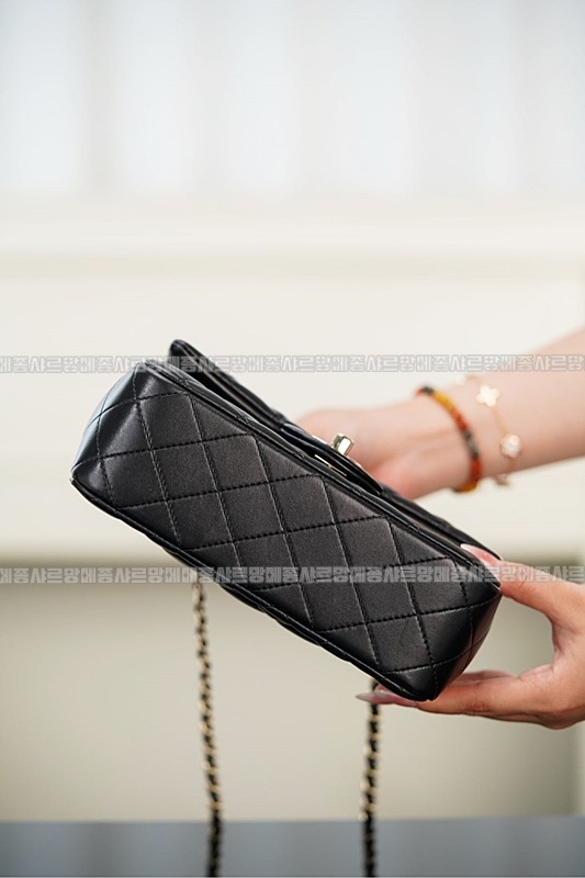 샤넬탑핸들미니랙탱귤러프랩백  20260208-140319-018루.jpg