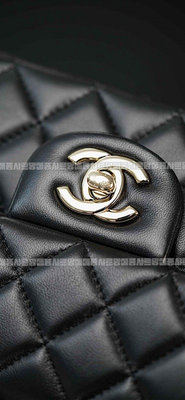 샤넬탑핸들미니랙탱귤러프랩백  20260208-140319-019루.jpg