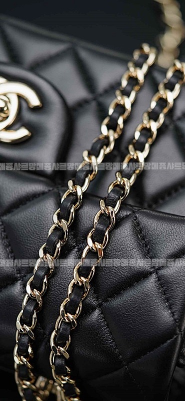 샤넬탑핸들미니랙탱귤러프랩백  20260208-140320-023루.jpg