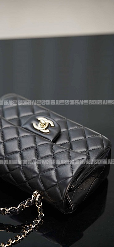 샤넬탑핸들미니랙탱귤러프랩백  20260208-140321-029루.jpg