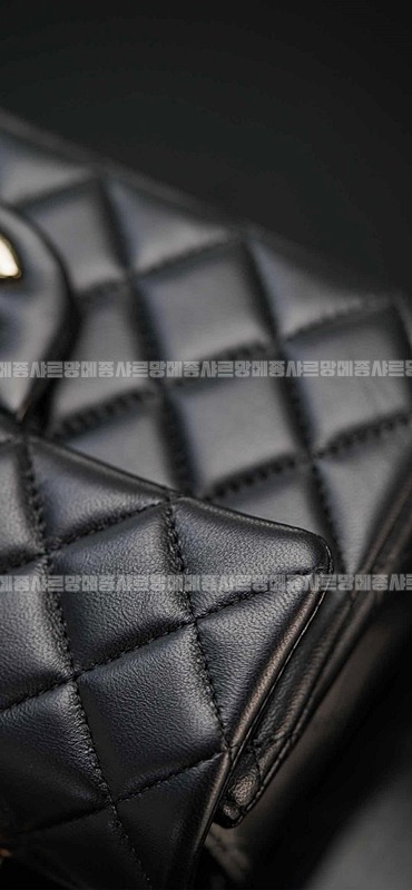 샤넬탑핸들미니랙탱귤러프랩백  20260208-140322-034루.jpg