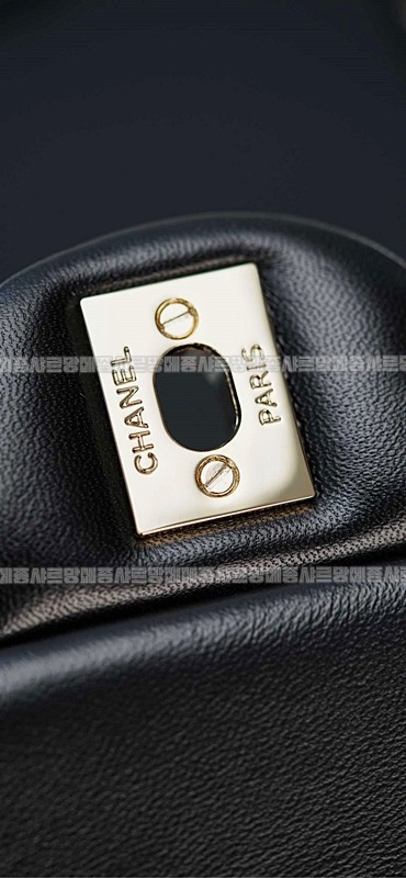 샤넬탑핸들미니랙탱귤러프랩백  20260208-140322-035루.jpg