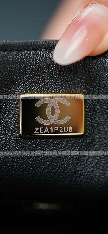 샤넬탑핸들미니랙탱귤러프랩백  20260208-140322-036루.jpg