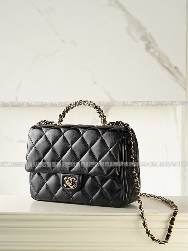 샤넬24B체인핸들라지플랩백20260208-155153-011루.jpg