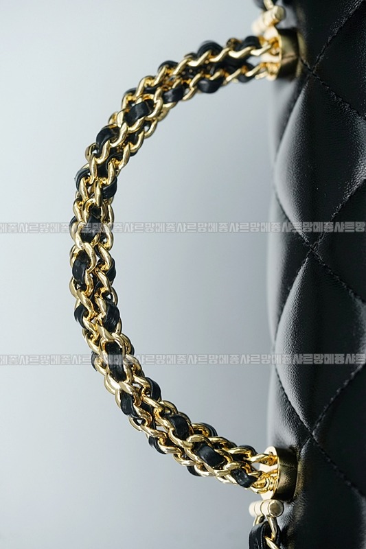 샤넬24B체인핸들라지플랩백20260208-155154-019루.jpg