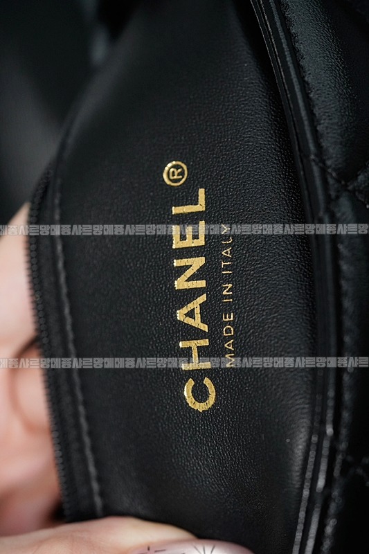 샤넬24B체인핸들라지플랩백20260208-155155-026루.jpg