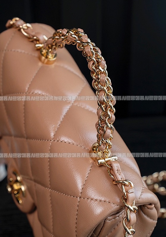 샤넬24B체인핸들스몰플랩백20260208-161711-024루.jpg