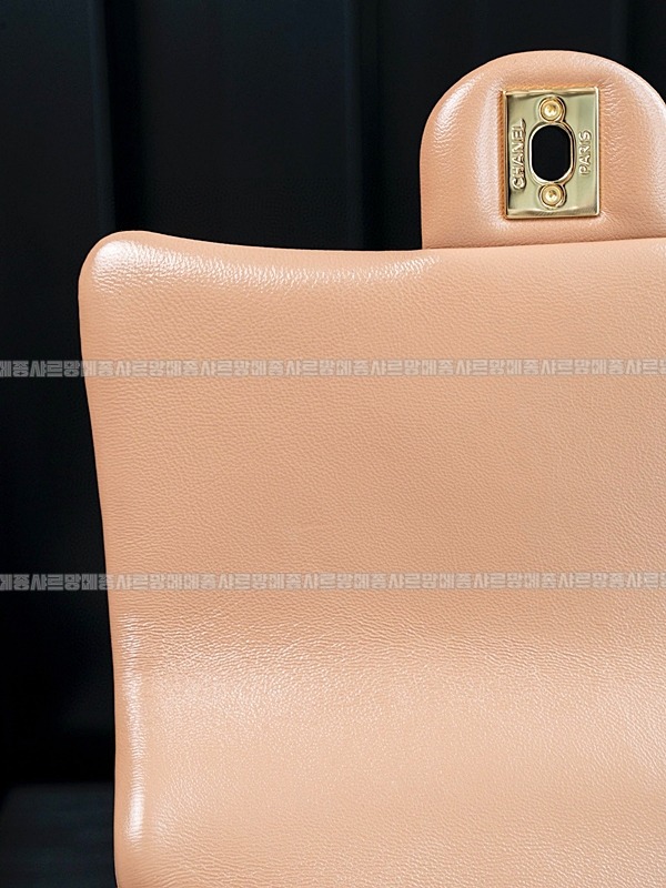 샤넬24B체인핸들스몰플랩백20260208-161713-034루.jpg