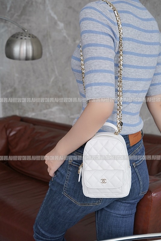 샤넬24C크루즈탑핸들미니백팩 20260208-164631-007루.jpg