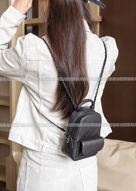 샤넬24C크루즈탑핸들미니백팩 20260208-165938-001루.jpg