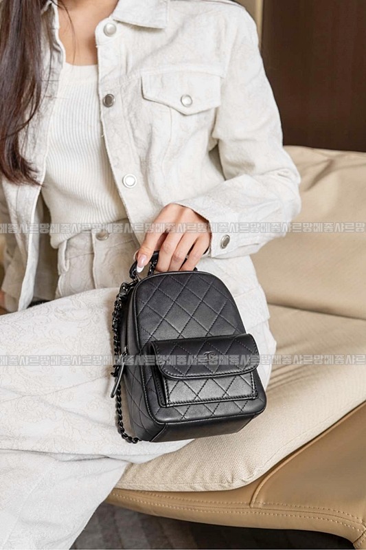샤넬24C크루즈탑핸들미니백팩 20260208-165938-005루.jpg