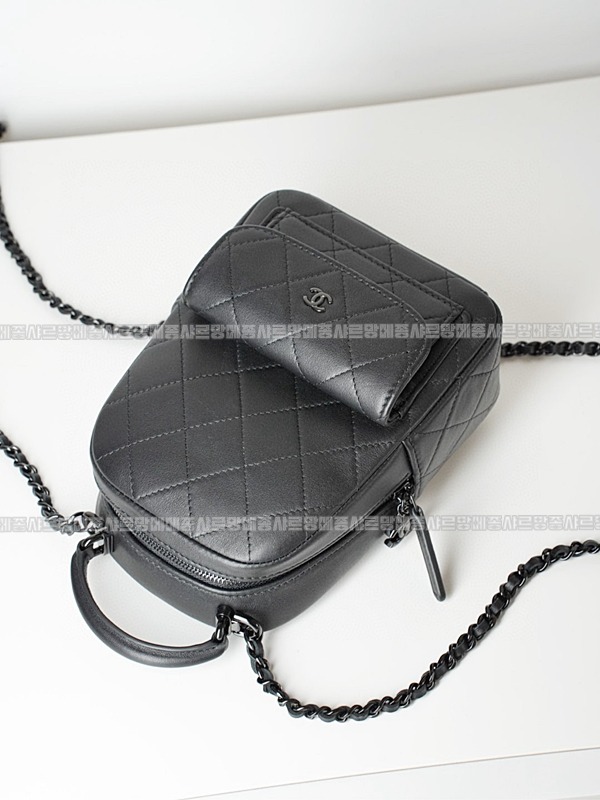 샤넬24C크루즈탑핸들미니백팩 20260208-165939-014루.jpg