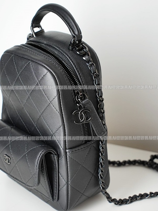 샤넬25C쏘틀랙클래식퀄팅미니백 20260208-170413-019루.jpg