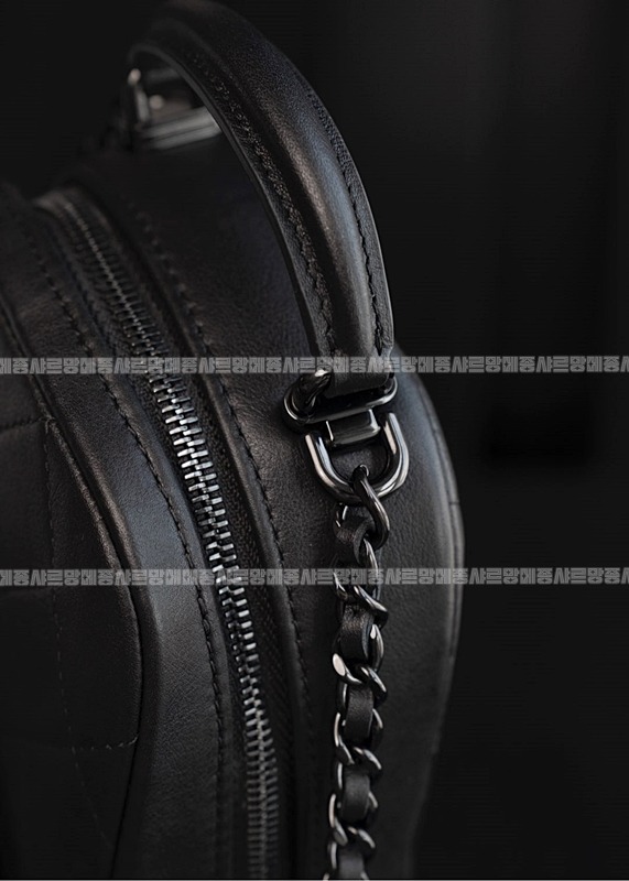 샤넬24C크루즈탑핸들미니백팩 20260208-165942-034루.jpg