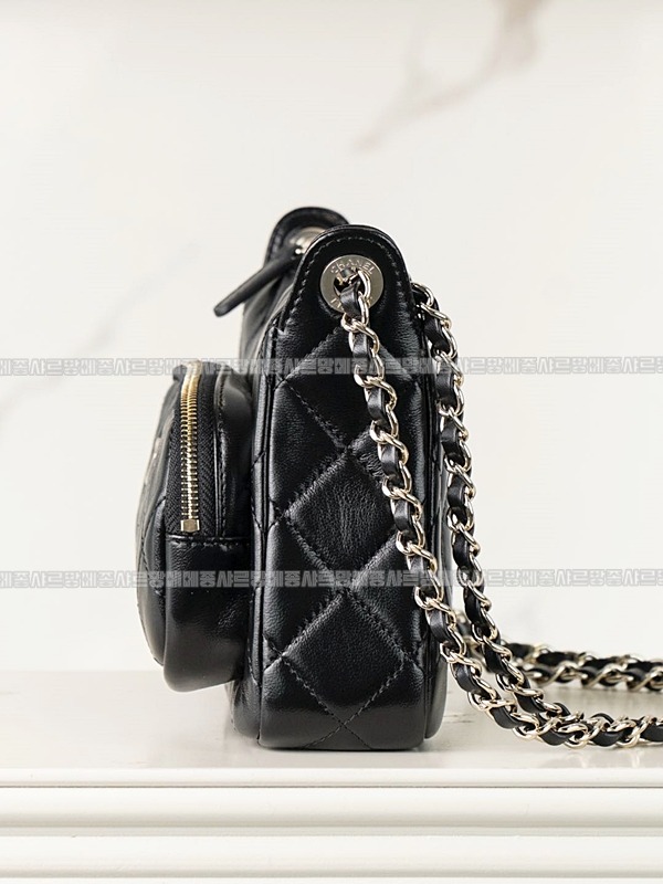 샤넬25C채인크루즈컬렉션미니백 20260208-172234-013루.jpg