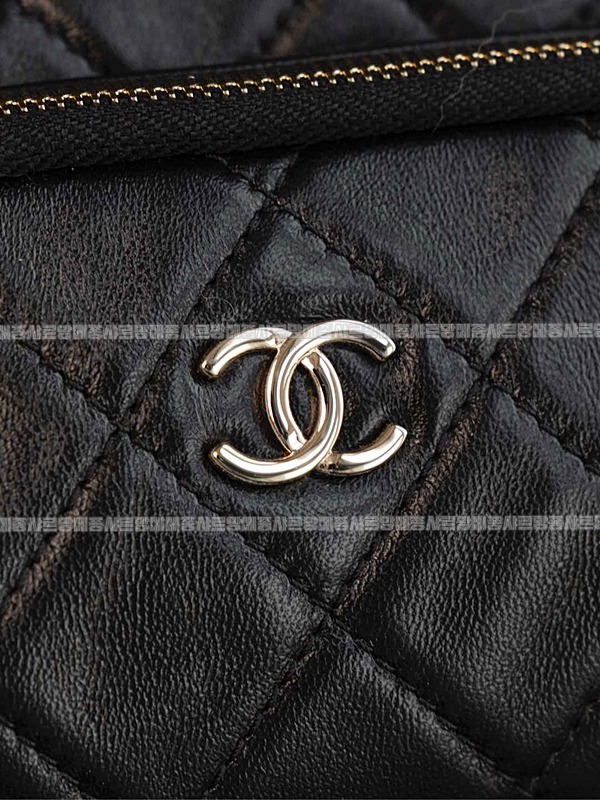 샤넬25C채인크루즈컬렉션미니백 20260208-172235-023루.jpg