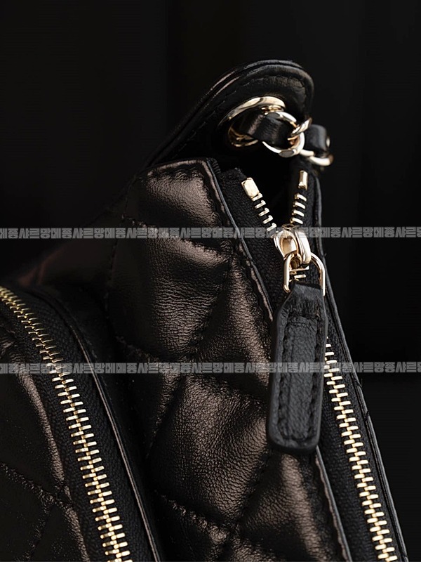 샤넬25C채인크루즈컬렉션미니백 20260208-172236-027루.jpg