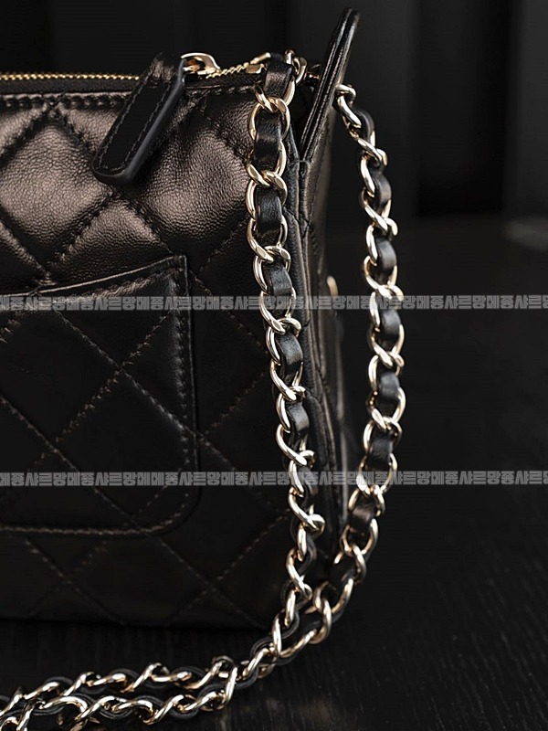 샤넬25C채인크루즈컬렉션미니백 20260208-172236-029루.jpg