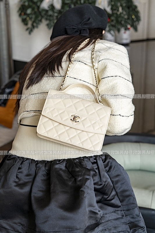 샤넬WOC캐비어스킨핸들백팩 20260209-102840-004루.jpg