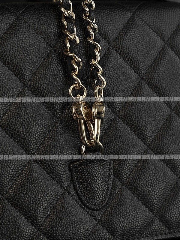 샤넬WOC캐비어스킨핸들백팩 20260209-103629-035루.jpg