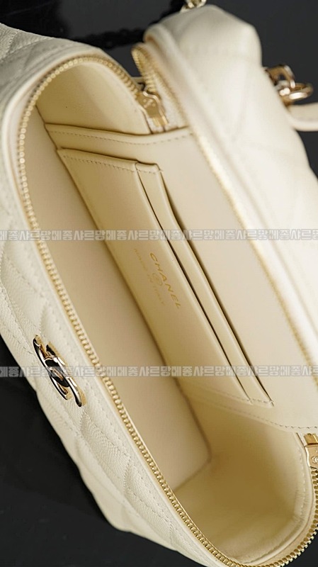 샤넬25P탑핸들베니티백 20260209-110700-042루.jpg