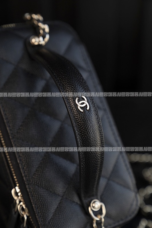 샤넬25P탑핸들베니티케이스 20260209-111927-024루.jpg