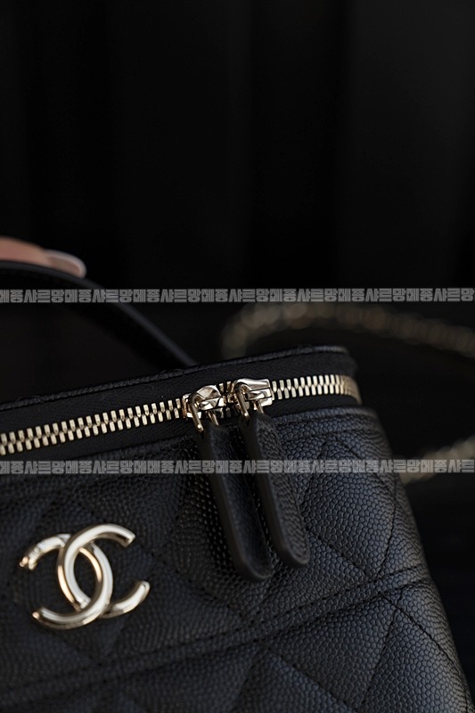 샤넬25P탑핸들베니티케이스 20260209-111927-027루.jpg