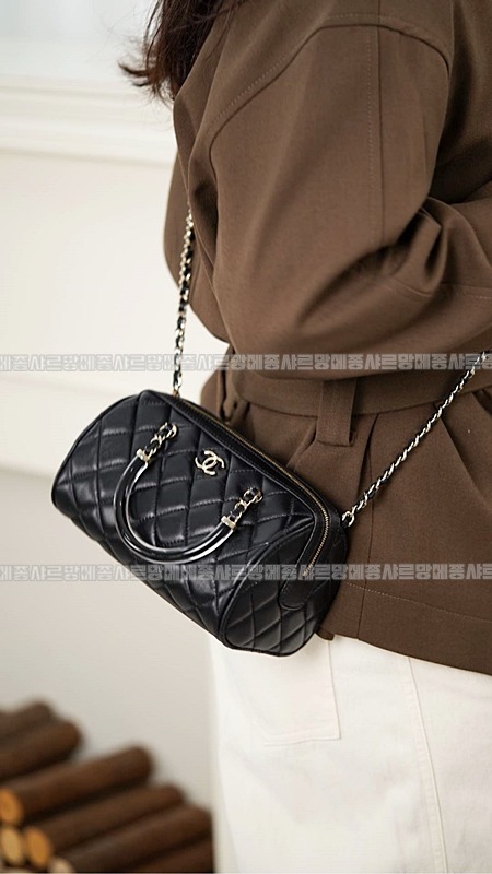 샤넬보스턴백 20260209-135915-006루.jpg