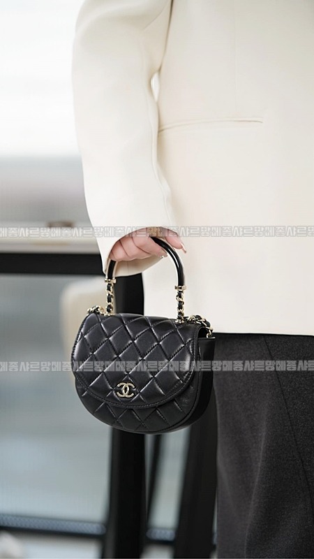 샤넬25C체인클러치크로스백 20260209-144729-006루.jpg