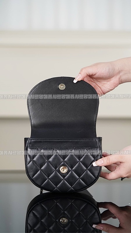 샤넬25C체인클러치크로스백 20260209-144731-016루.jpg