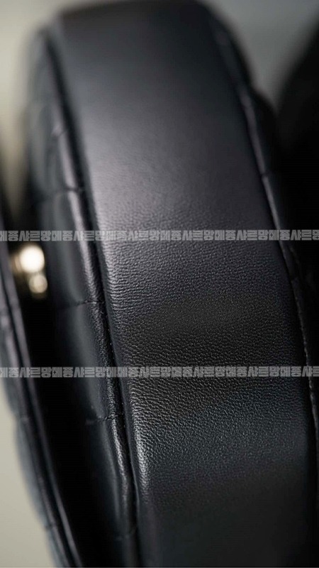 샤넬25C체인클러치크로스백 20260209-144733-035루.jpg